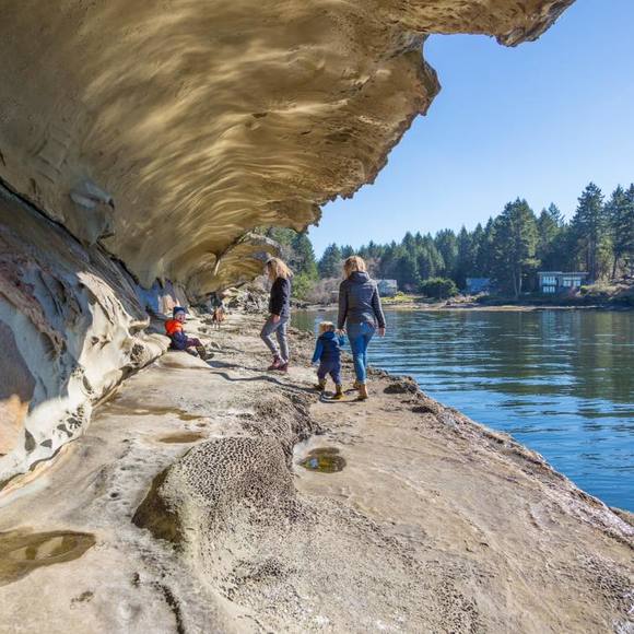 Meet your Posher, Marlis - Picture 1 of 1